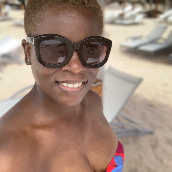 Posh Ambassador, Lea - Picture 2 of 8